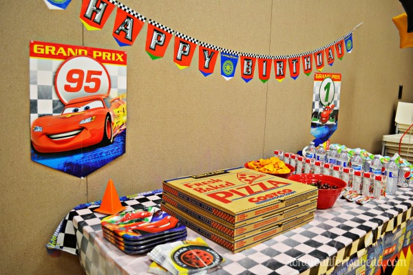 He's Two! Disney Cars Birthday Party