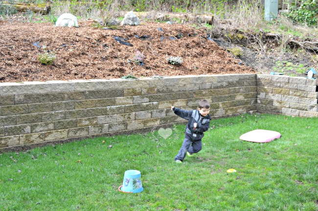 Get Outside! Backyard Kids Obstacle Course Ideas