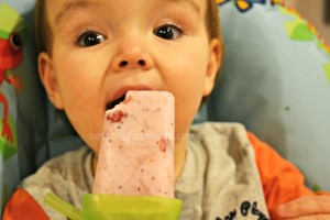 Organic Strawberry Greek Yogurt Pops #naturalprobiotic